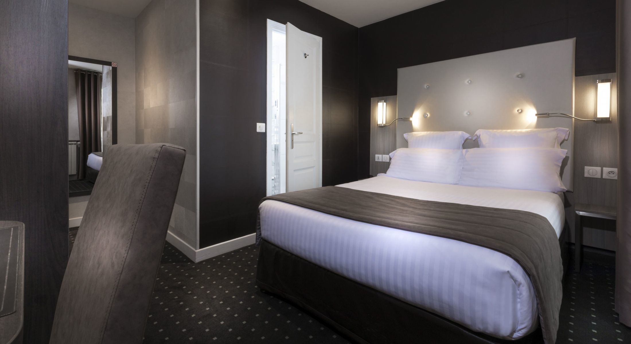 Hotel De La Paix Tour Eiffel - Comfort Adjoining Room